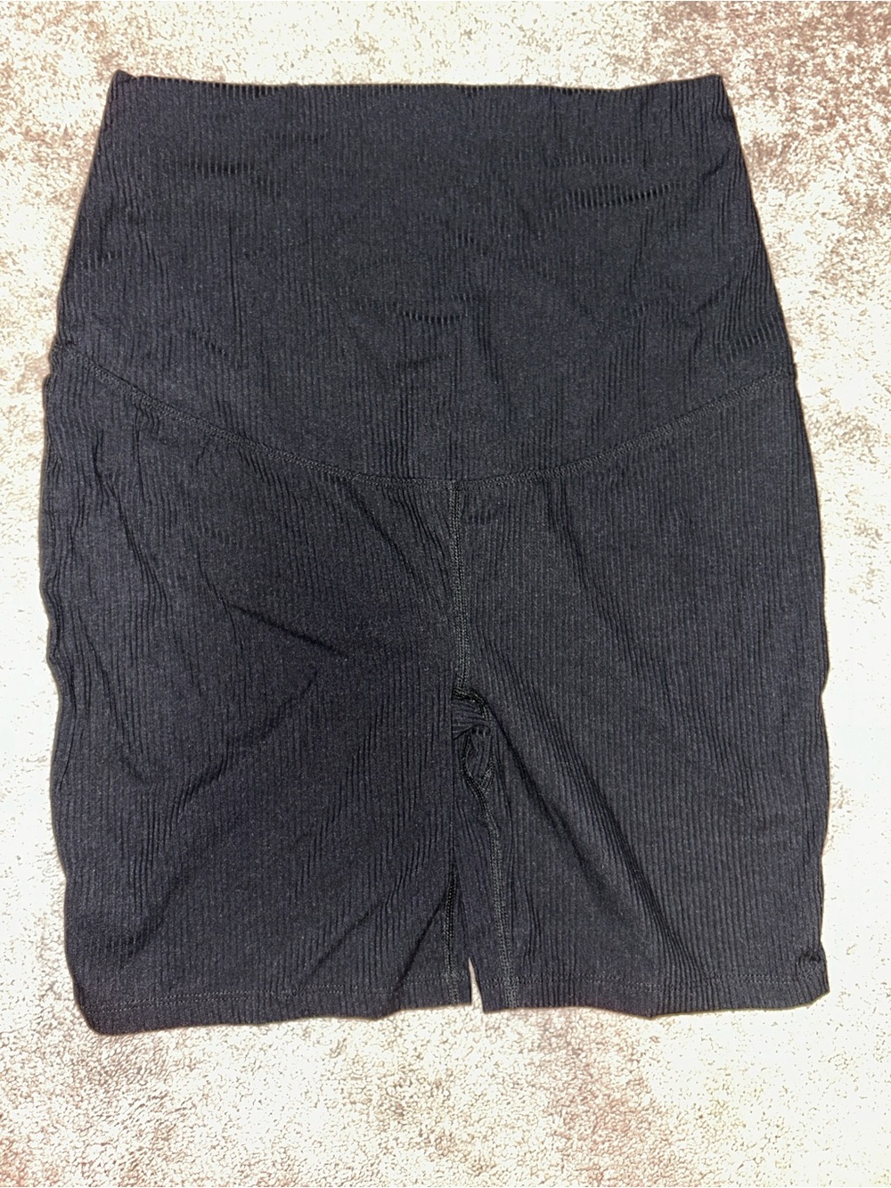 Maternity biker shorts